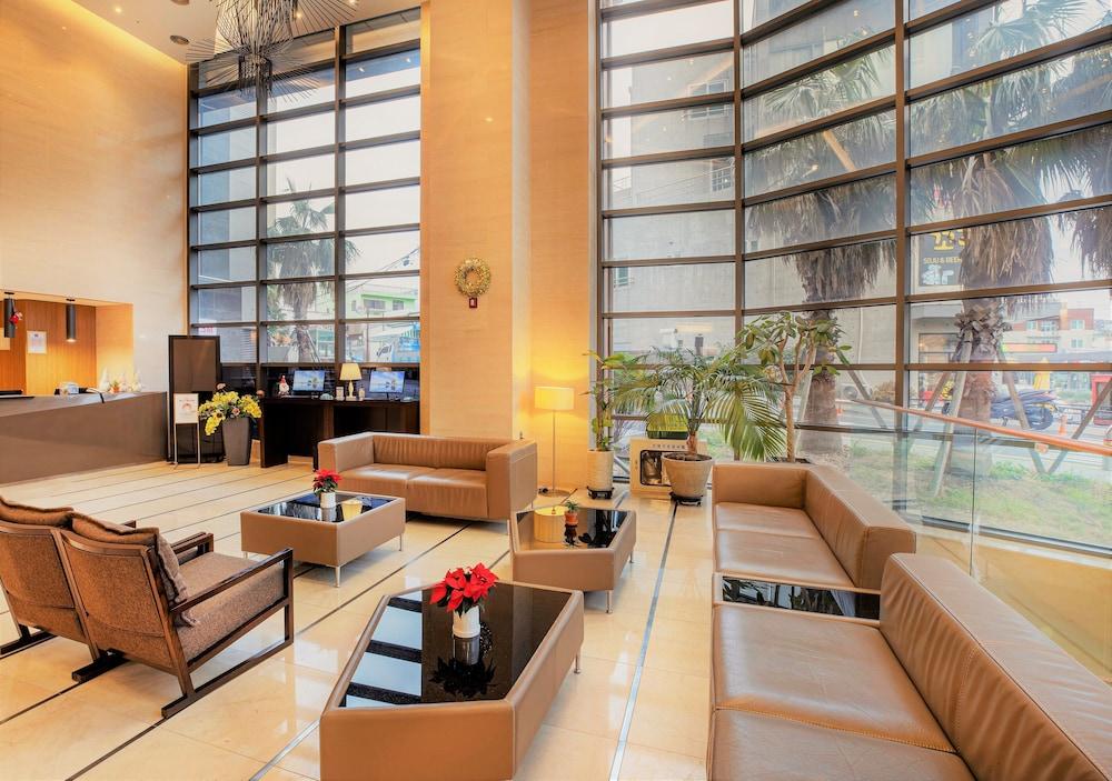Golden Daisy Hotel Seogwipo Exterior photo