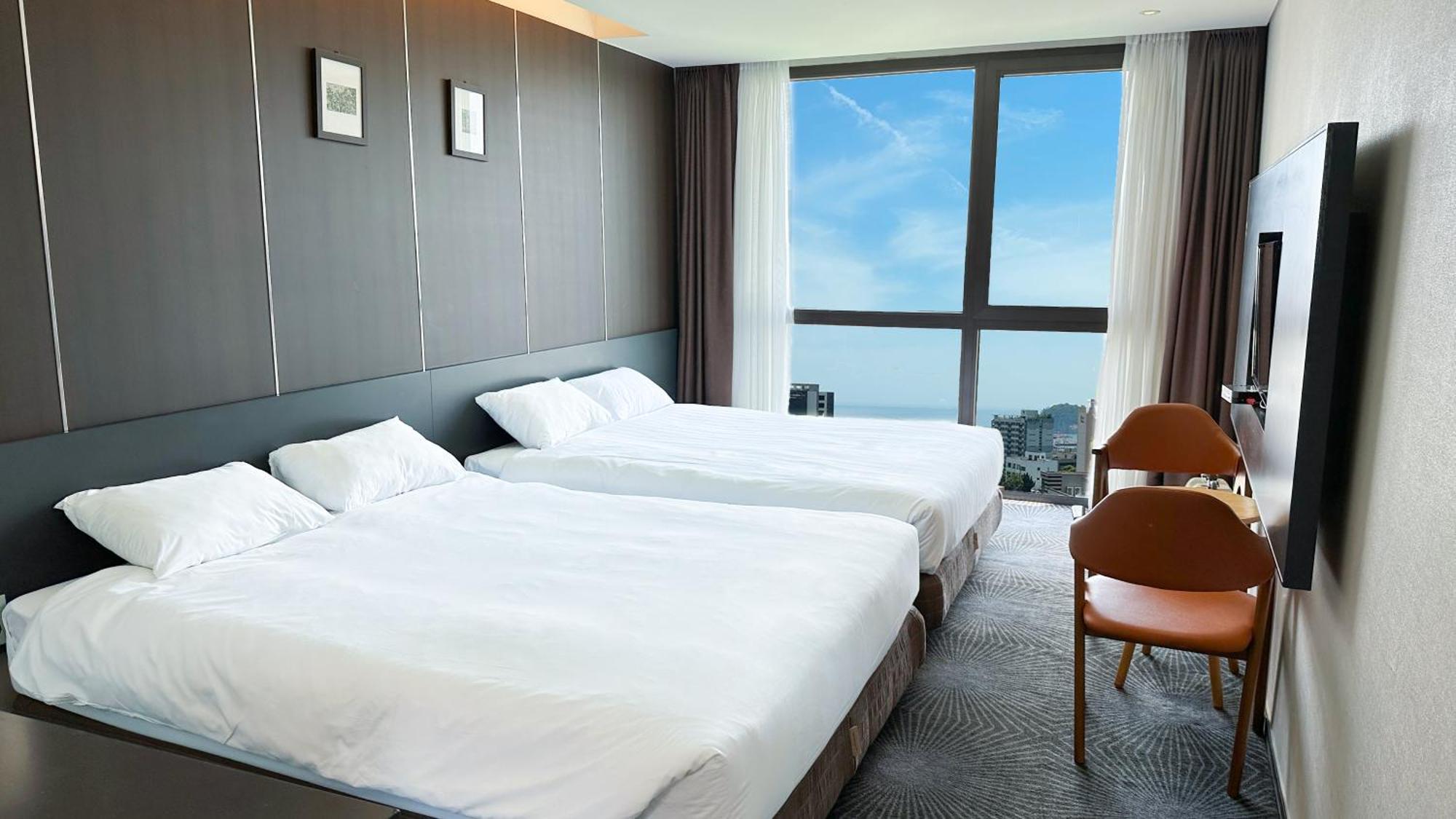 Golden Daisy Hotel Seogwipo Exterior photo